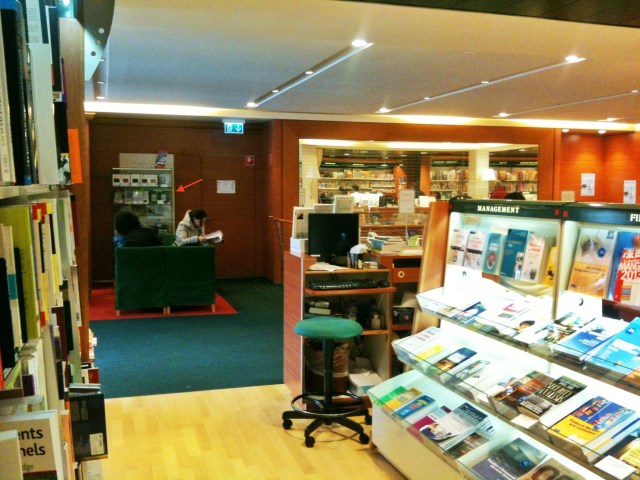 eReader Case Payot with arrow